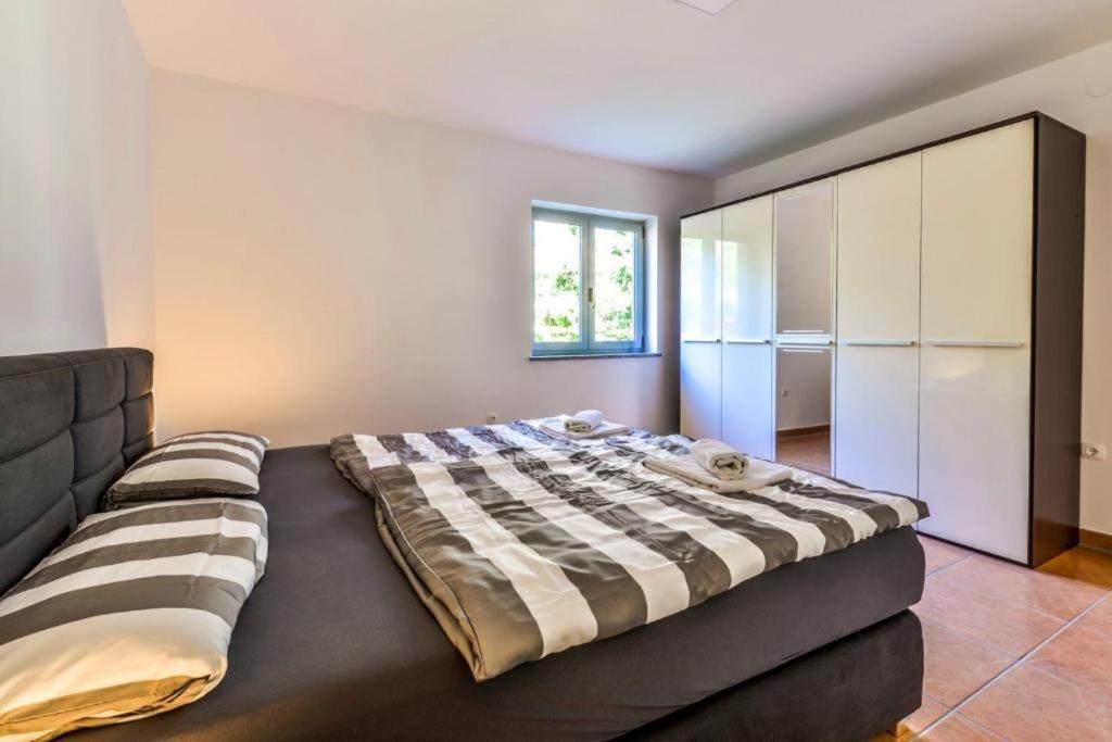 Apartments Lia-Jolie Умаг Екстериор снимка