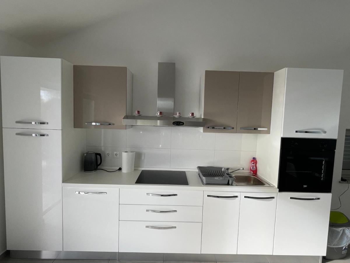 Apartments Lia-Jolie Умаг Екстериор снимка